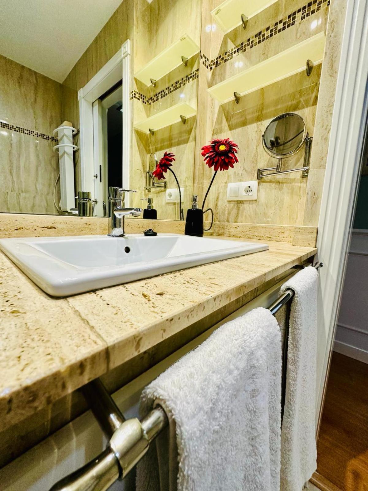 Apartamento Turistico Pizarro Mérida Eksteriør billede